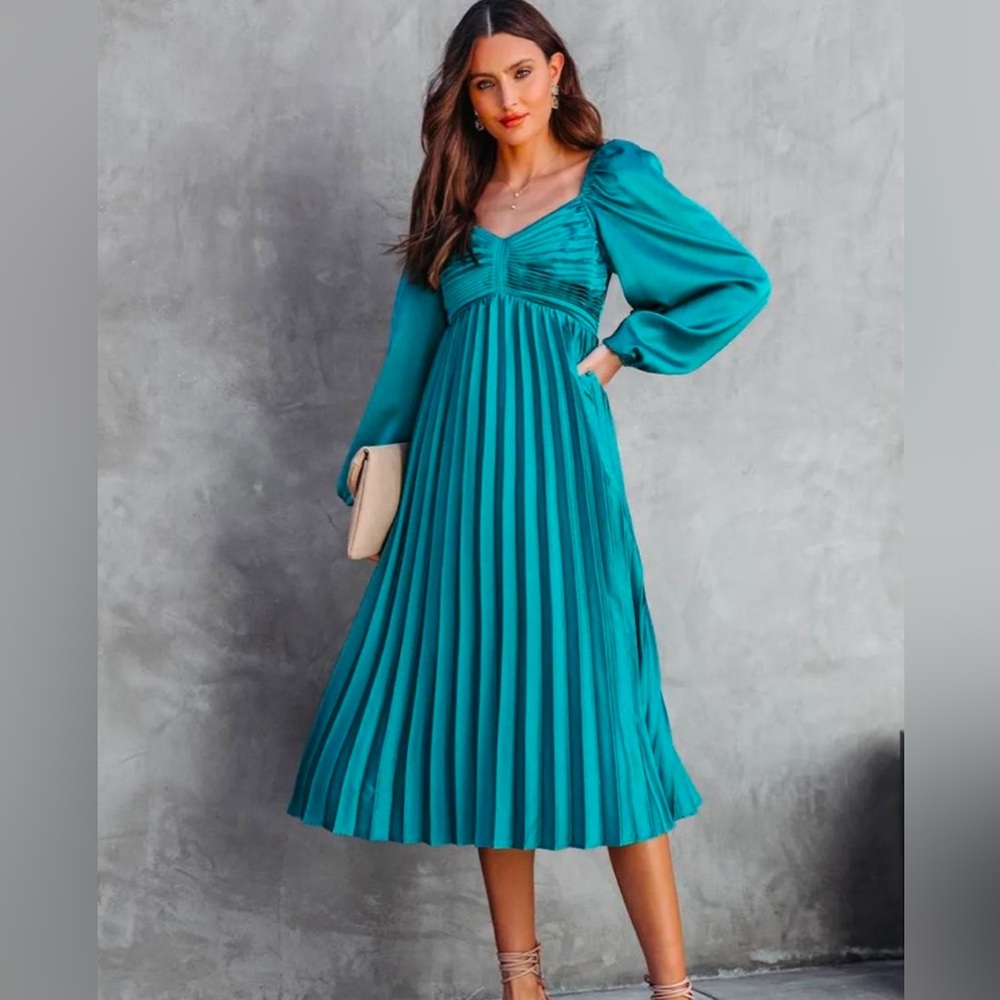 Brand new without tags. Never worn.
